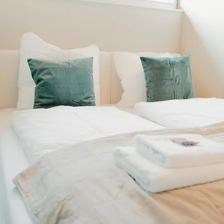 Penthouse Deluxe I Dachterrasse I Parkplatz *